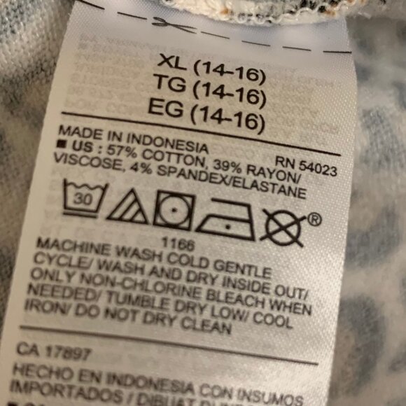 Old Navy Leopard Animal Print Long Sleeve Bolero Cardigan - Picture 9 of 9